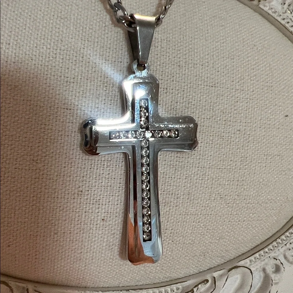 NEW 1/10 Ct Diamond Accent + 18KP White Gold & Stainless Steel Cross Necklace